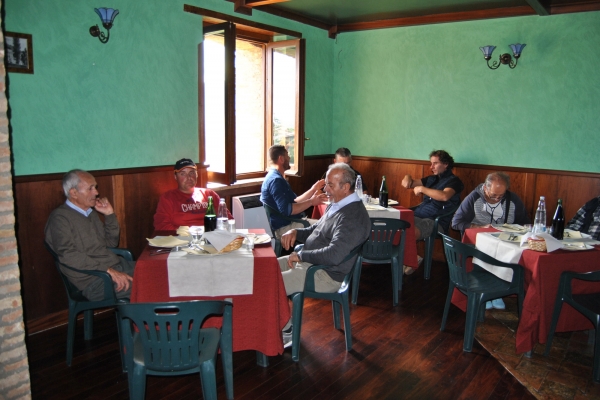raduno-18-10-21-ristorante-2033390455-6375-6266-8510-3B34EA8F29F2.jpg